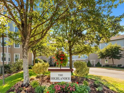 22535 SE Highland Cir APT 305, Issaquah, WA, 98029