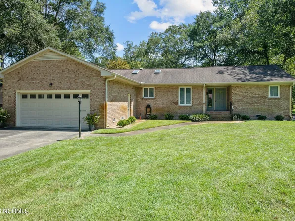 903 Plantation Drive, New Bern, NC 28562
