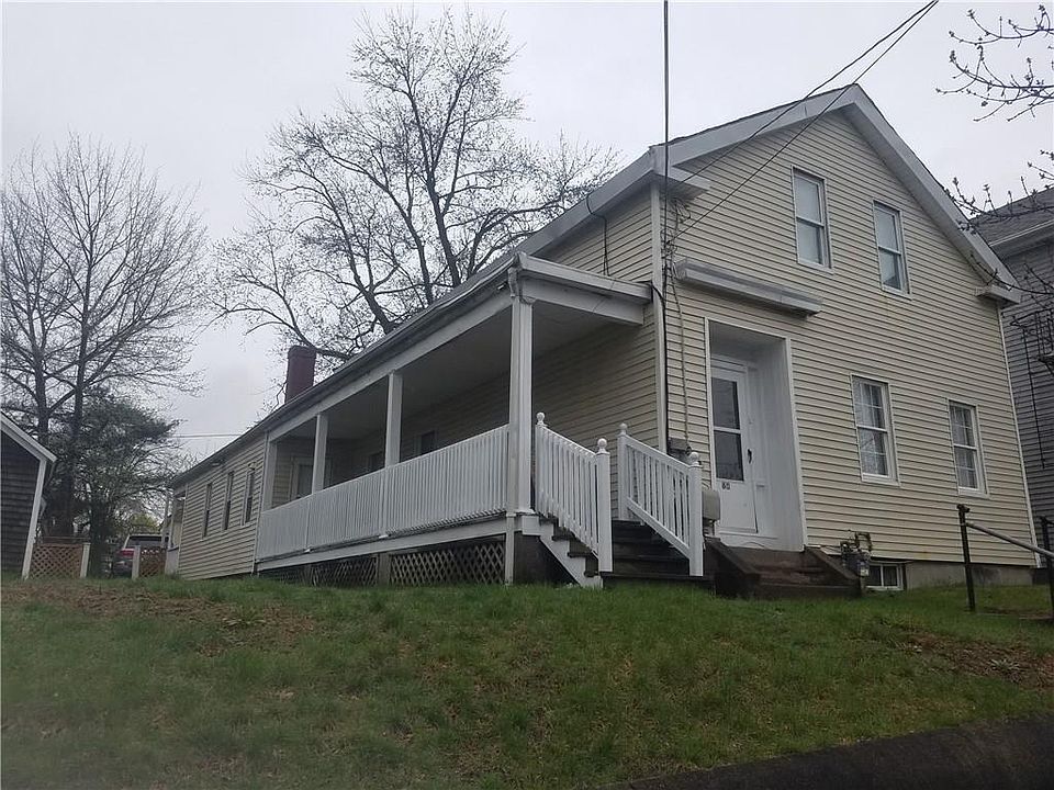 1st image of 60 Borinquen St