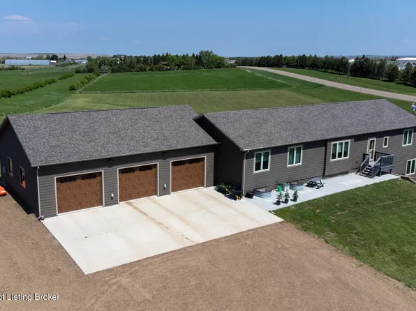 2651 138th Ave NW, Alexander, ND 58831