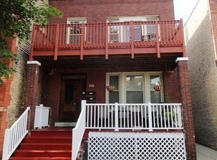 1616 W Roscoe St #2, Chicago, IL 60657