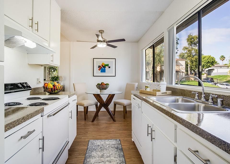 Cinnamon Ridge Apartment Rentals with Virtual tours Fullerton, CA