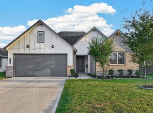 9713 Wall St, Texas City, TX 77591