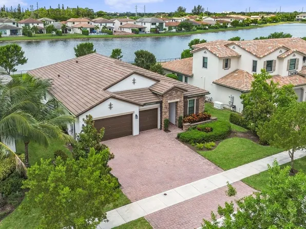 9228 Grand Prix Lane, Boynton Beach, FL 33472