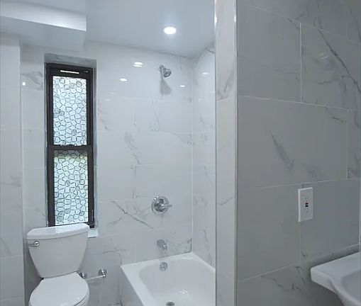 5th image of 252 10th Ave #3