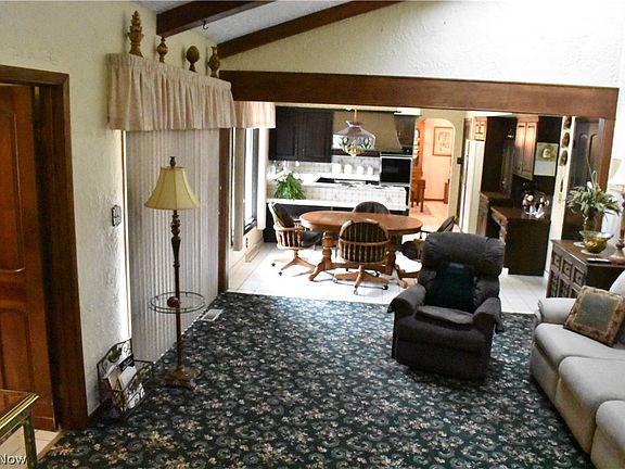 5th image of 5640 Sharon Dr