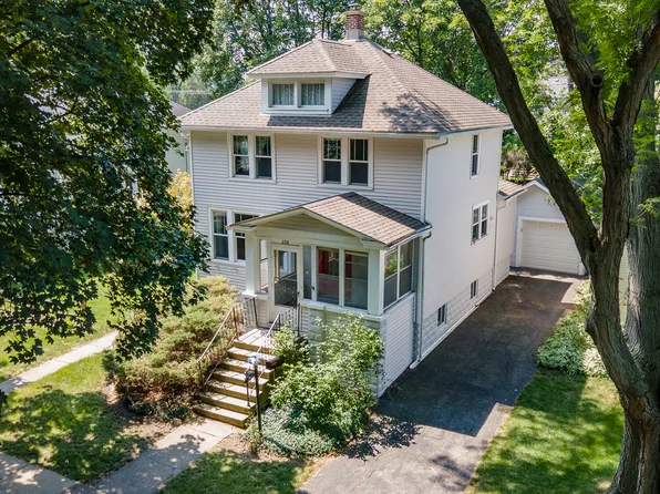208 N Haddow Ave, Arlington Heights, IL 60004
