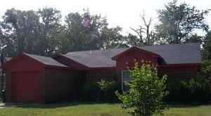 1st image of 922 E 23rd St