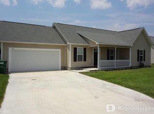 365 Nine Mile Rd, Maple Hill, NC 28454