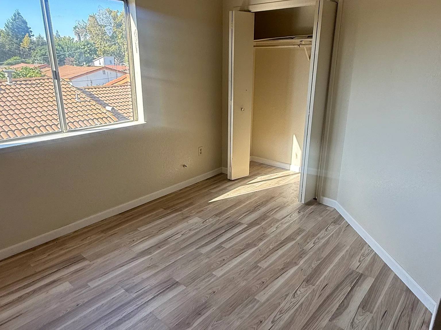 2 bed, 720 sqft, $1,650 — Photo 2