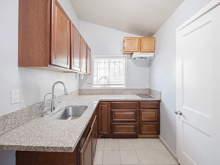 610 N 9th St, Phoenix Az — Photo 8