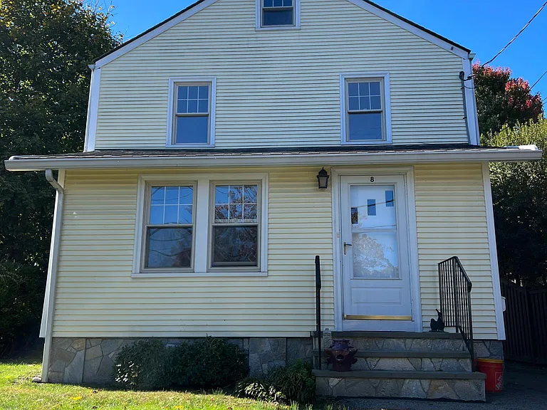 8 S Smith St #2 — Photo 2