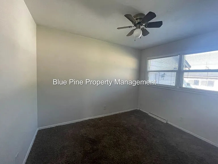 960 Homer Ave — Photo 6