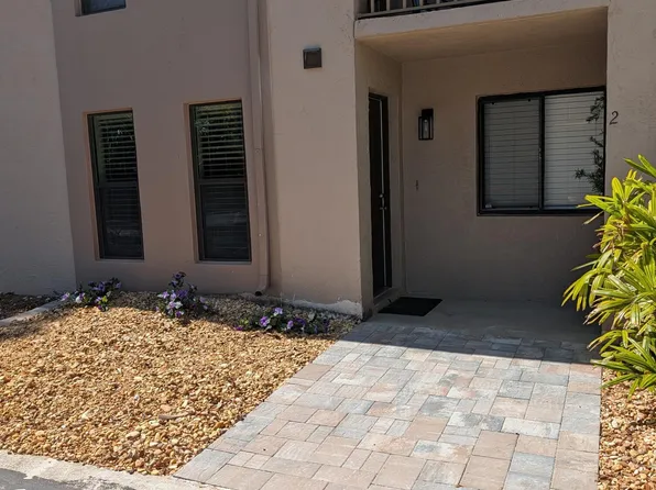 555 Aster Ct APT 2, Merritt Island, FL 32953