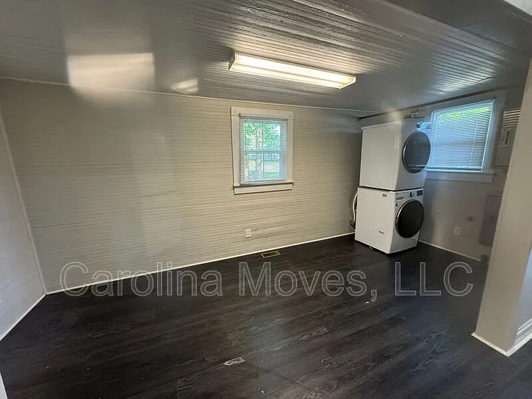 200 Pelham St — Photo 27