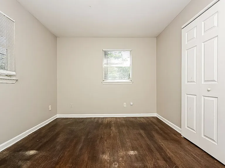6637 Imperial Dr — Photo 14
