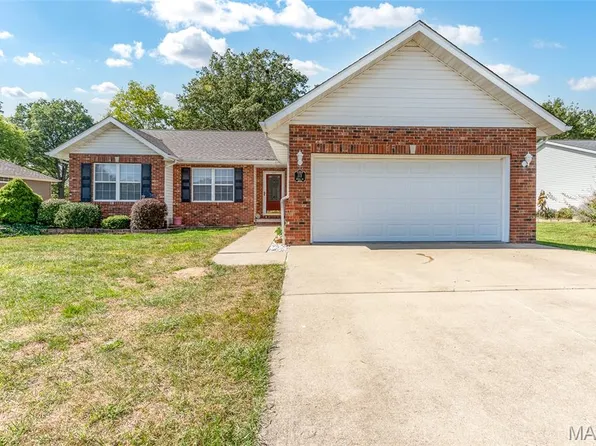 113 Jessica Dr, Saint Jacob, IL 62281