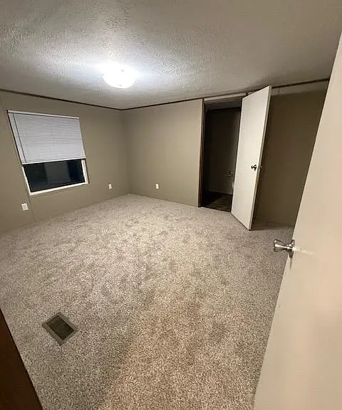 611 W Matthews St #36 — Photo 18