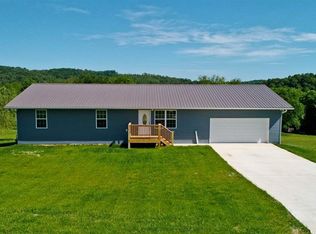 202 Riviera Dr, Newport, TN 37821