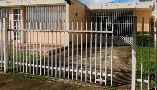 2nd image of R14 Calle Hawaii