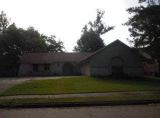 1821 Gloucester Pl, Clinton, MS 39056