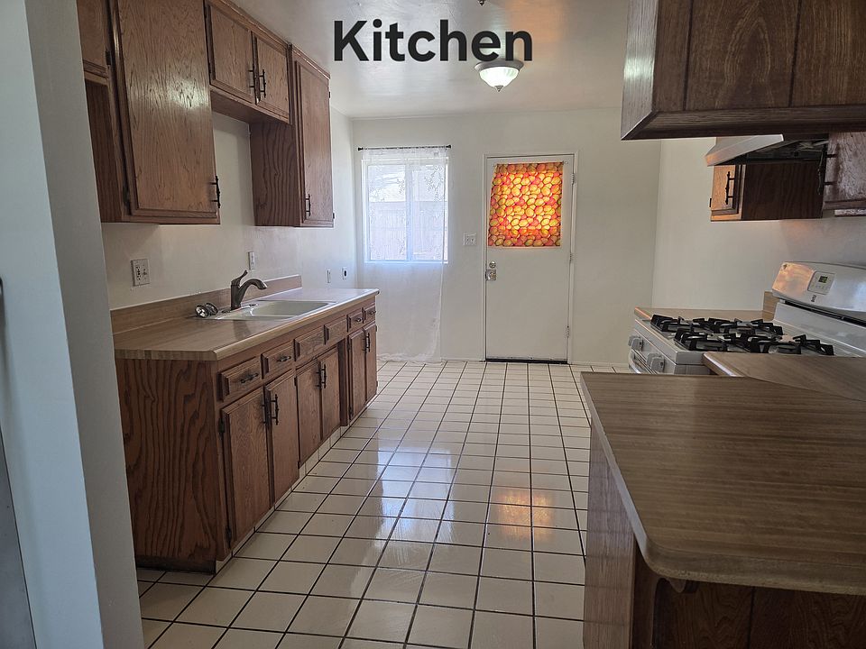1st image of 21048 Santa Barbara Dr