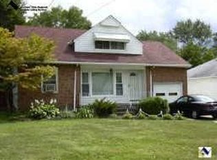 15786 Friend Ave, Maple Heights, OH 44137