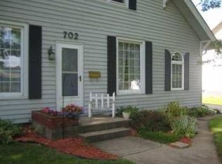 702 E Salem Ave, Indianola, IA 50125