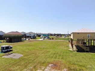 863 East Rd, Crystal Beach, TX 77650