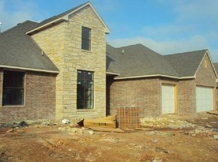 18401 Auburn Meadows Dr, Edmond, OK 73012