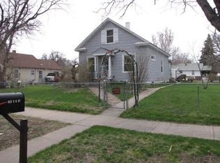 822 E 8th St, Cheyenne, WY 82007