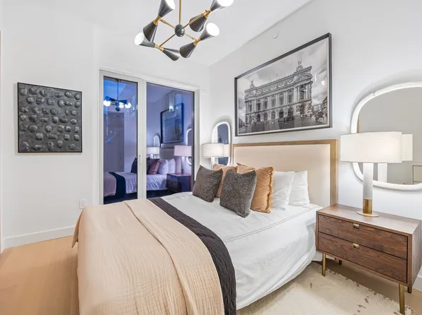 250 East 25th Street image 11 of 28