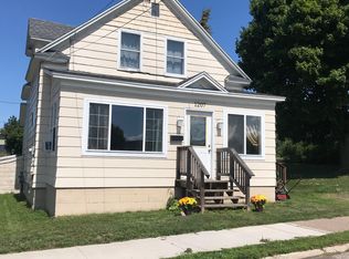 1207 Emery St, Hancock, MI 49930