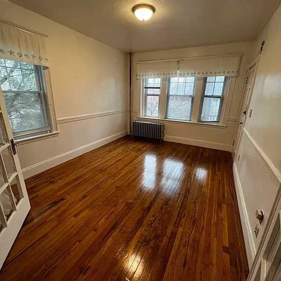 865 Centre St #2L — Photo 1