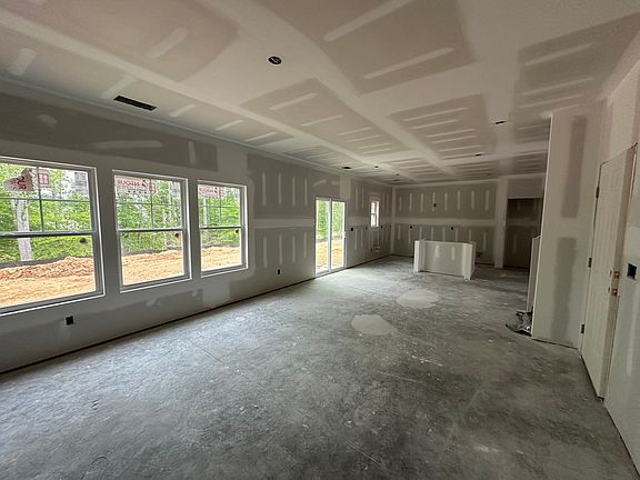 4th image of 739 Fountainbrook Ln