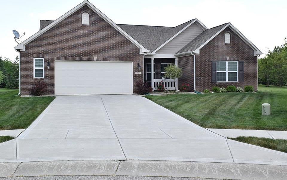 1st image of 4635 Belair Cir