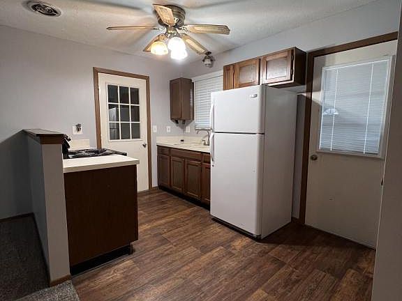 5th image of 1174 S Lincoln Ave Unit C