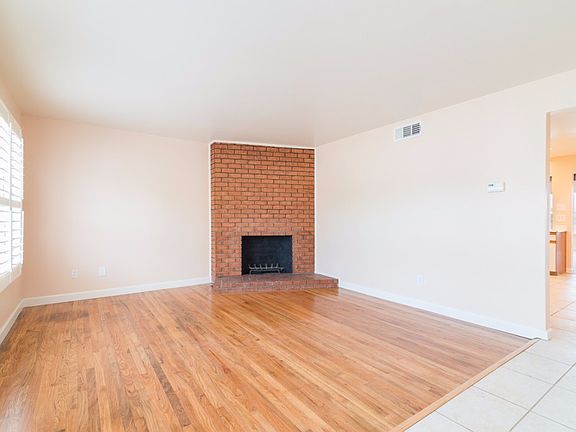 3rd image of 2824 Utica Dr