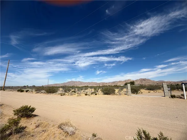 9705 Buena Vista Rd, Lucerne Valley, CA 92356