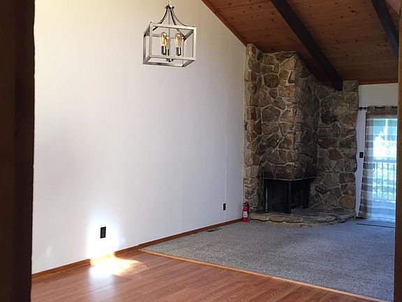 2nd image of 102 Culligan Ct