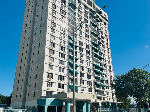 10 Las Rosas, Bayamon, PR 00961