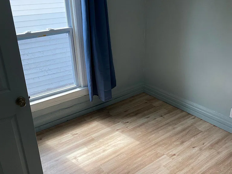 310 Gotham St #2 — Photo 15