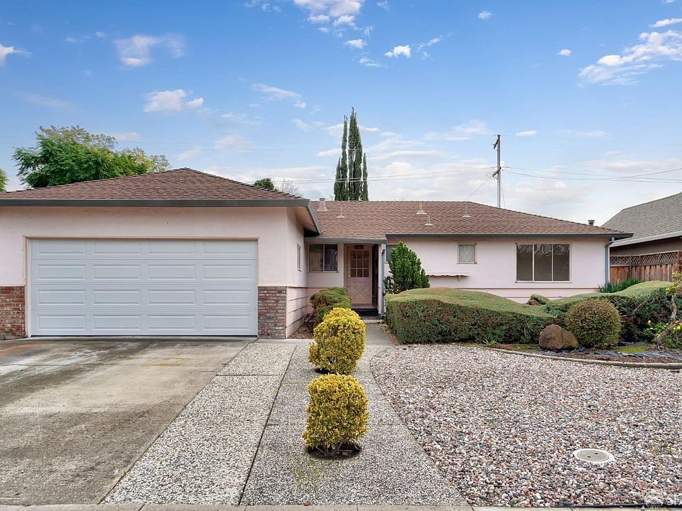 1st image of 1242 Willo Mar Dr