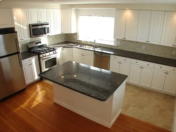 17 Grafton St — Photo 2