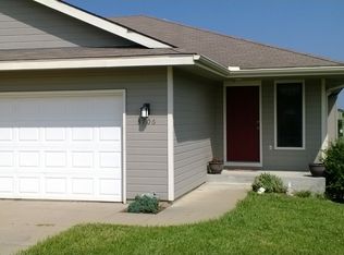 3700 SW Moundview Ct, Topeka, KS 66610