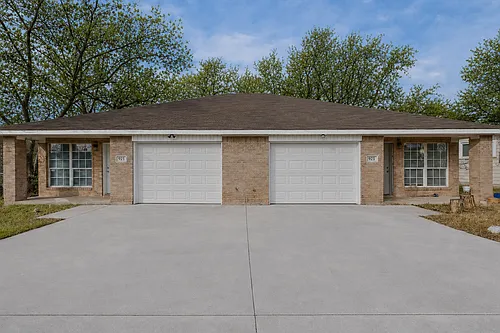 921 Cody Ct Photo 1