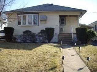 2065 Barnett St, Rahway, NJ
