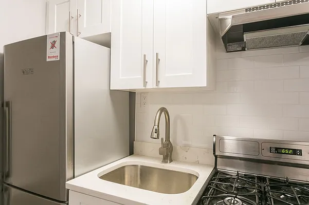 Rented by MNS | media 17