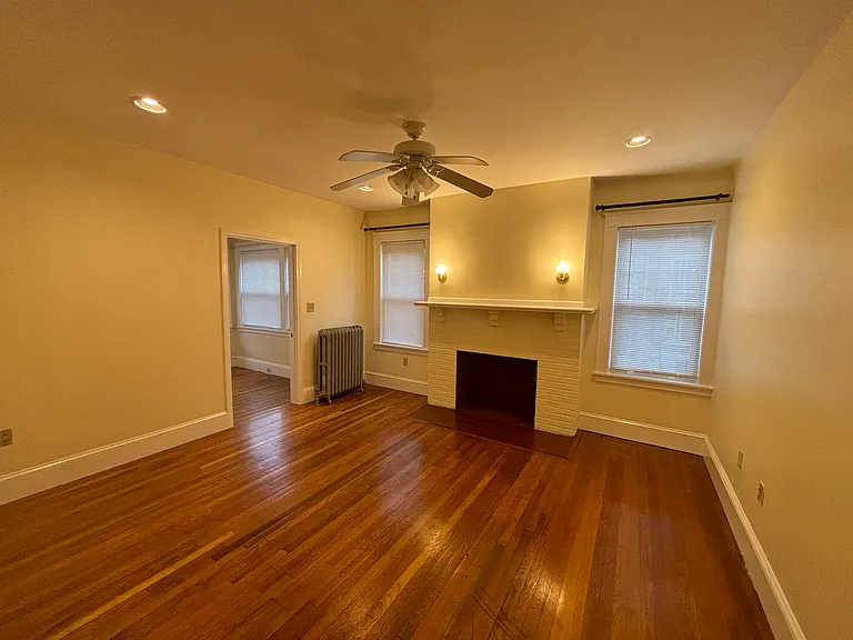 110 Winchester St #1 — Photo 3