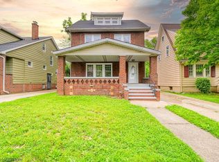 3562 Cedarbrook Rd, University Heights, OH 44118